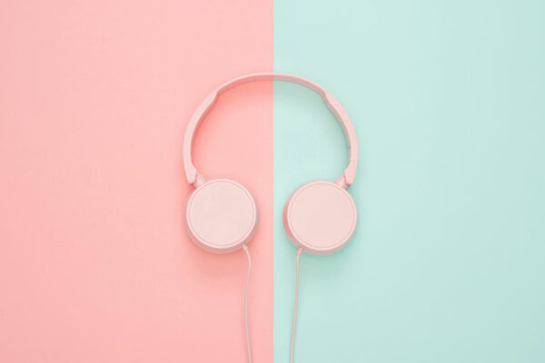 Side headphones